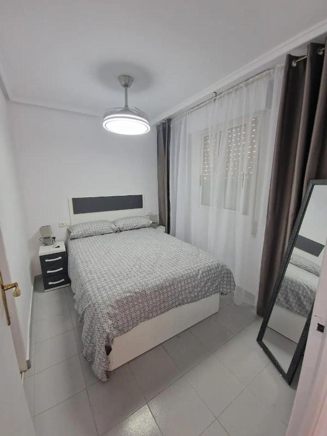 Almudena Apartments Torrevieja Eksteriør billede