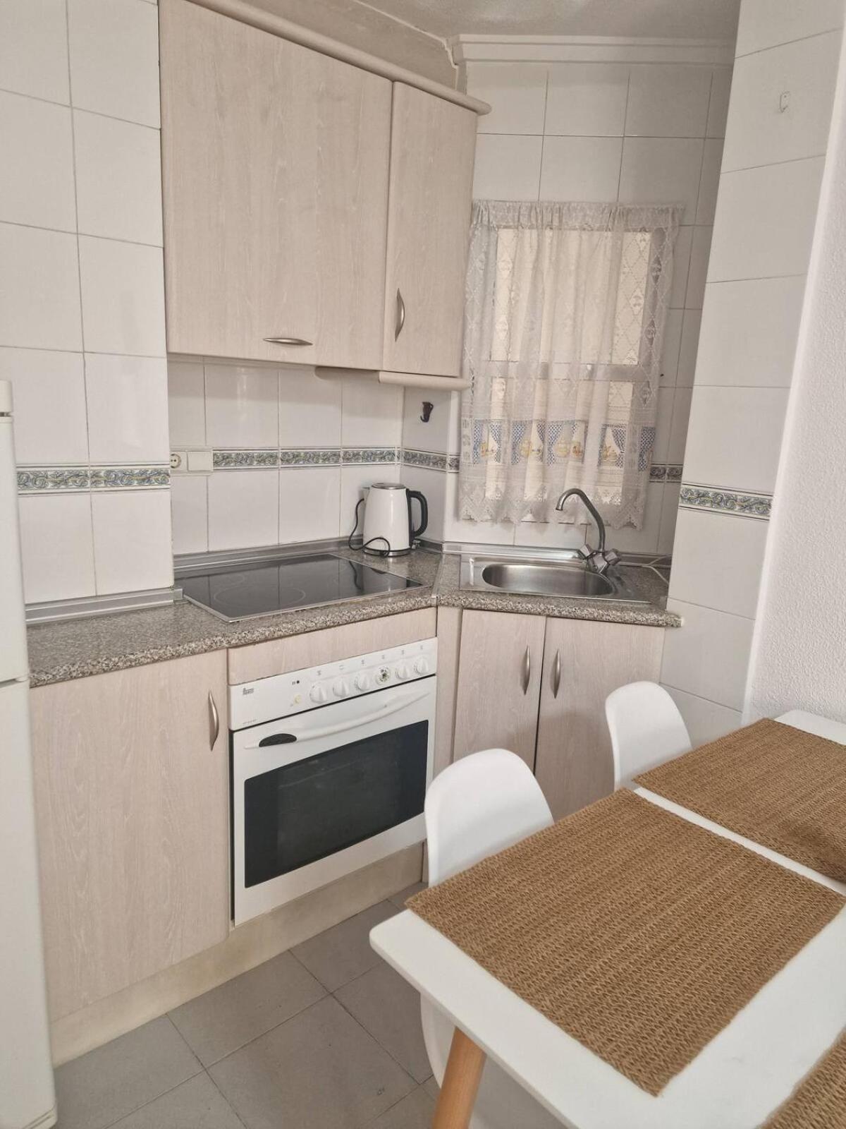 Almudena Apartments Torrevieja Eksteriør billede